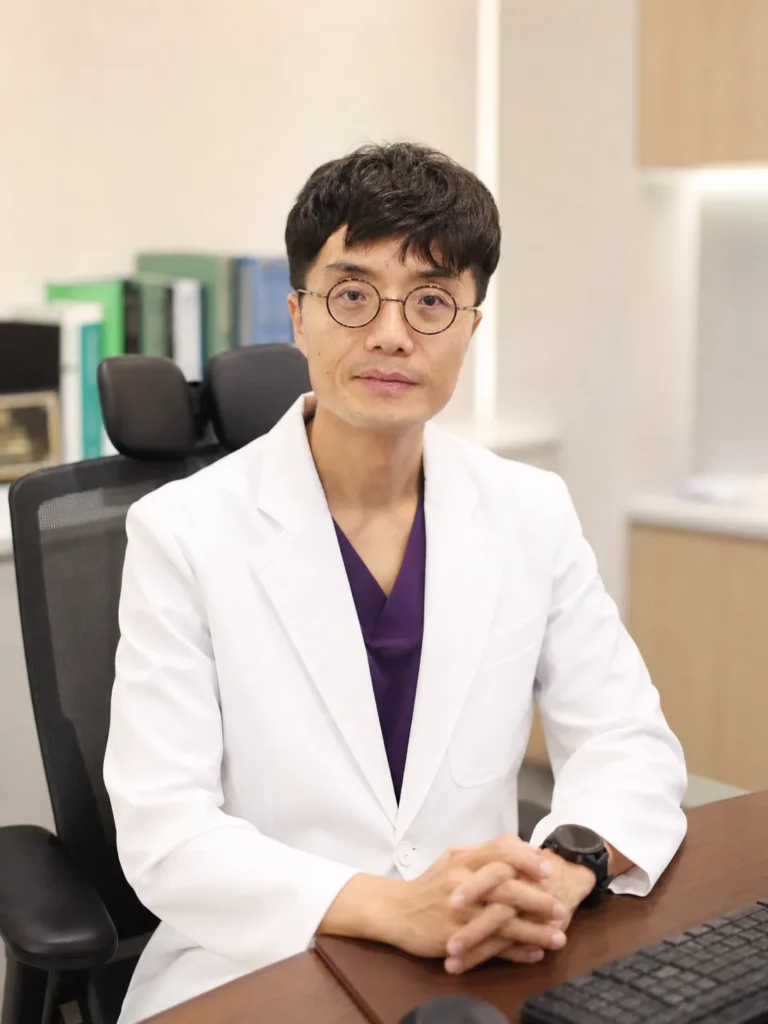 busan-hemorrhoid-surgery-clinic-doctor